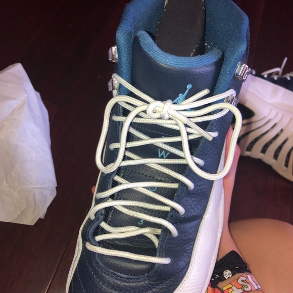 Jordan Retro 12 Obsidians - Picture 2 of 6